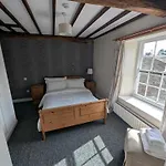 The Kings Arms Hotel